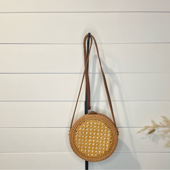 Handbags - Circle Crossbody Bag Wicker Boho Purse - Handmade